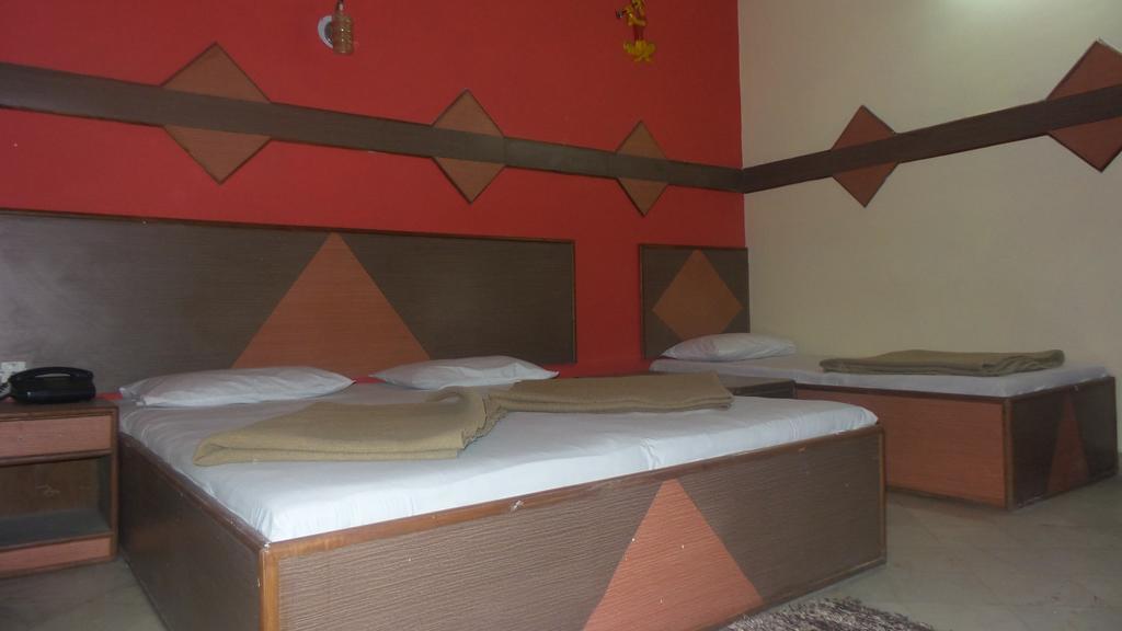 Hotel Prince Palace Nové Dillí Exteriér fotografie